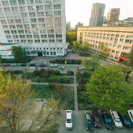 Уютная Студия На Метро Печерская В Центре Киева Kiev Extérieur photo